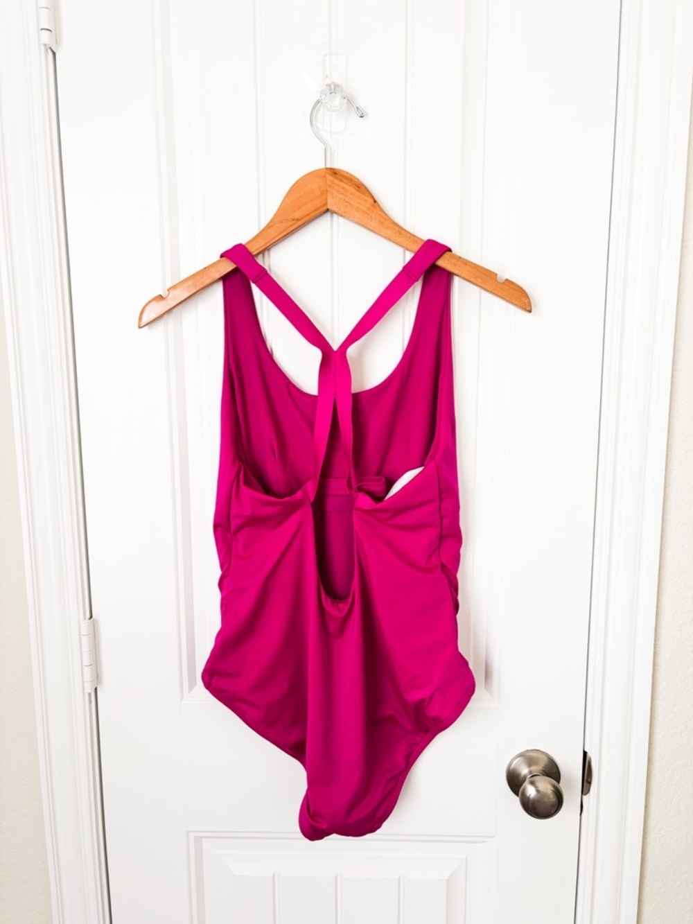 Athleta Malibu Magenta One Piece Swimsuit Size M/P - Picture 4 of 4
